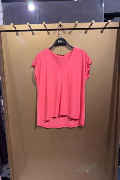 BAYAN V YAKA TİŞÖRT  Pembe