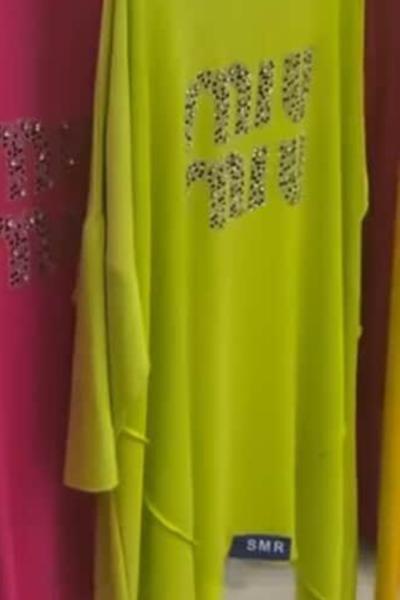 BAYAN BÜYÜK BEDEN MİU YAZILI TASARIM BLUZ Fıstık Yeşili