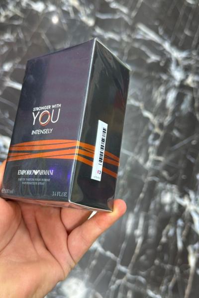 Erkek parfüm se  Siyah