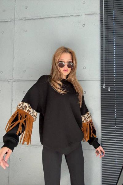 KOLLAR PÜSKÜL DETAYLI ŞARDONLU SWEAT Siyah