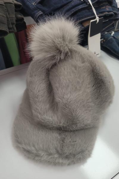 PONPON DETAYLI ŞAPKA Sütlü Kahve