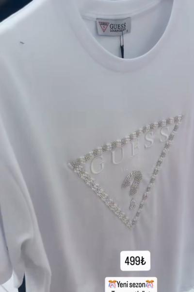 ÜÇGEN BONCUK DETAYLI GES TİŞÖRT  Beyaz
