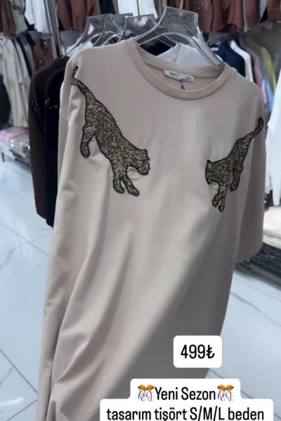 İKİ TARAF KAPLAN DETAYLI TİŞÖRT  Bej