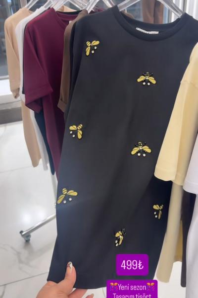 ÇOKLU ARI BASKILI TİŞÖRT  Siyah