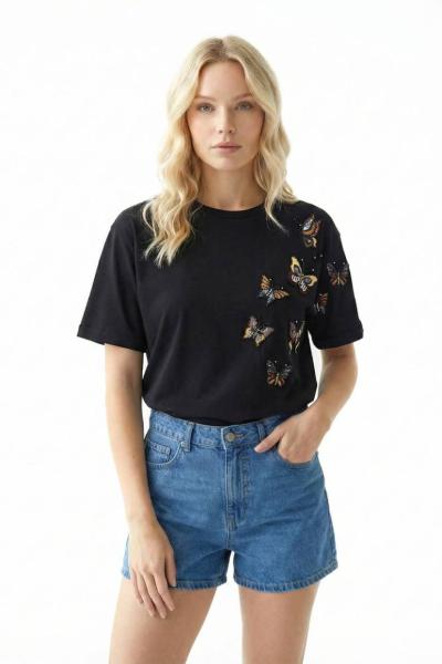 ÇOKLU OMUZ KELEBEK DETAY TİŞÖRT Siyah