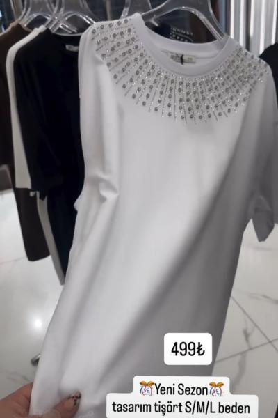 OMUZ YAKA KISMI TAŞLI TİŞÖRT  Beyaz