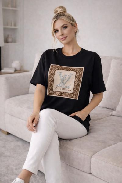 LV TAŞ YAZILI TİŞÖRT Siyah