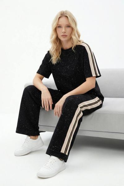 YAN VE OMUZ ŞERİTLİ İKİLİ TAKIM  Siyah