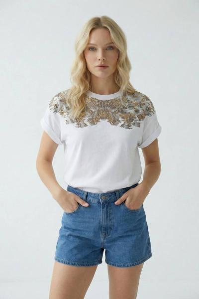 ASLAN BASKI DETAY TAŞLI TİŞÖRT  Beyaz