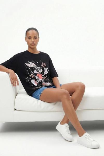 BUGS BUNNY TAŞLI TİŞÖRT  Siyah