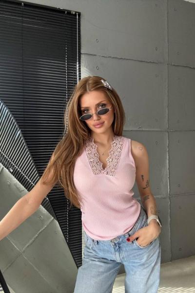V YAKA DANTELLİ ATLET Pembe