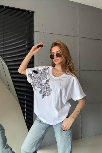 SOL İKİ BÜYÜK PAPATYALI TİŞÖRT  Beyaz