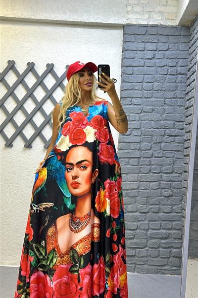 BAYAN GÜL DESENLİ ELBİSE Siyah