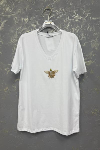 BAYAN V YAKA ARI DETAYLI TİŞÖRT Beyaz