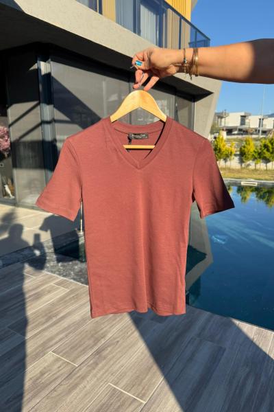 Bayan V Yaka İnterlok Likralı Tişört  Kiremit