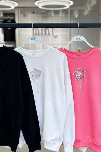 Çiçekli Taşlı Beyaz Sweatshirt Beyaz