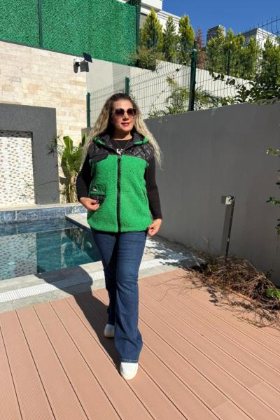 KAPİTONE KAPŞONLU TASARIM PELUŞ YELEK Fıstık Yeşili