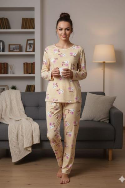 SÜET KUMAŞ TAVŞAN BASKILI PİJAMA TAKIMI  Bej