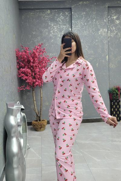 SÜET KUMAŞ KİRAZLI PİJAMA TAKIMI  Pembe