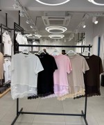 ALT TARAF DANTEL DETAY TİŞÖRT  Pembe