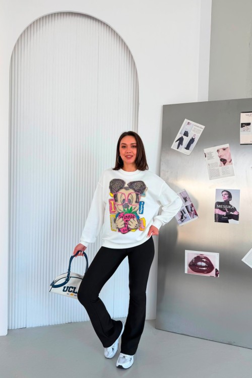 ÇİLEKLİ MCK SWEATSHİRT  Beyaz