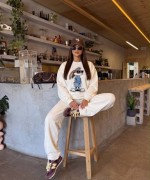 BUGGS BUNNY SWEATSHİRT  Beyaz