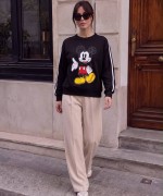 ELİ CEBİNDE MCK SWEATSHİRT  Siyah