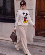 ELİ CEBİNDE MCK SWEATSHİRT  Beyaz