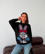KIRMIZI GÖZLÜKLÜ TAVŞANLI SWEATSHİRT  Siyah