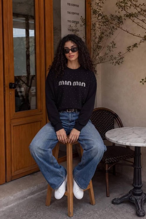 MI MI TAŞLI SWEATSHİRT  Siyah