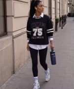 CHICAGO YAZILI SWEATSHİRT  Siyah
