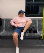 SAĞ TÜL ORTA BONCUK PAPATYA İŞLEME SWEATSHİRT  Pembe