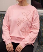 SOL TARAF VE KOL FIRFIR ÇİÇEKLİ SWEATSHİRT  Pembe