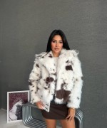 İTHAL DESENLİ PELUŞ KÜRK MONT  Beyaz