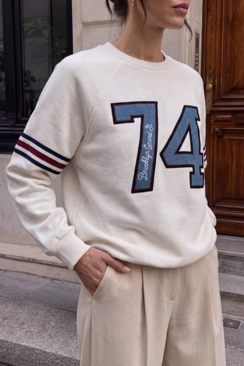 74 YAZILI SWEATSHİRT  Beyaz