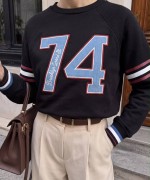 74 YAZILI SWEATSHİRT  Siyah