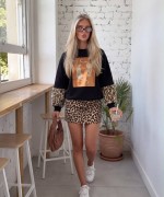 KOLLAR LEOPAR DESEN SWEATSHİRT  Siyah